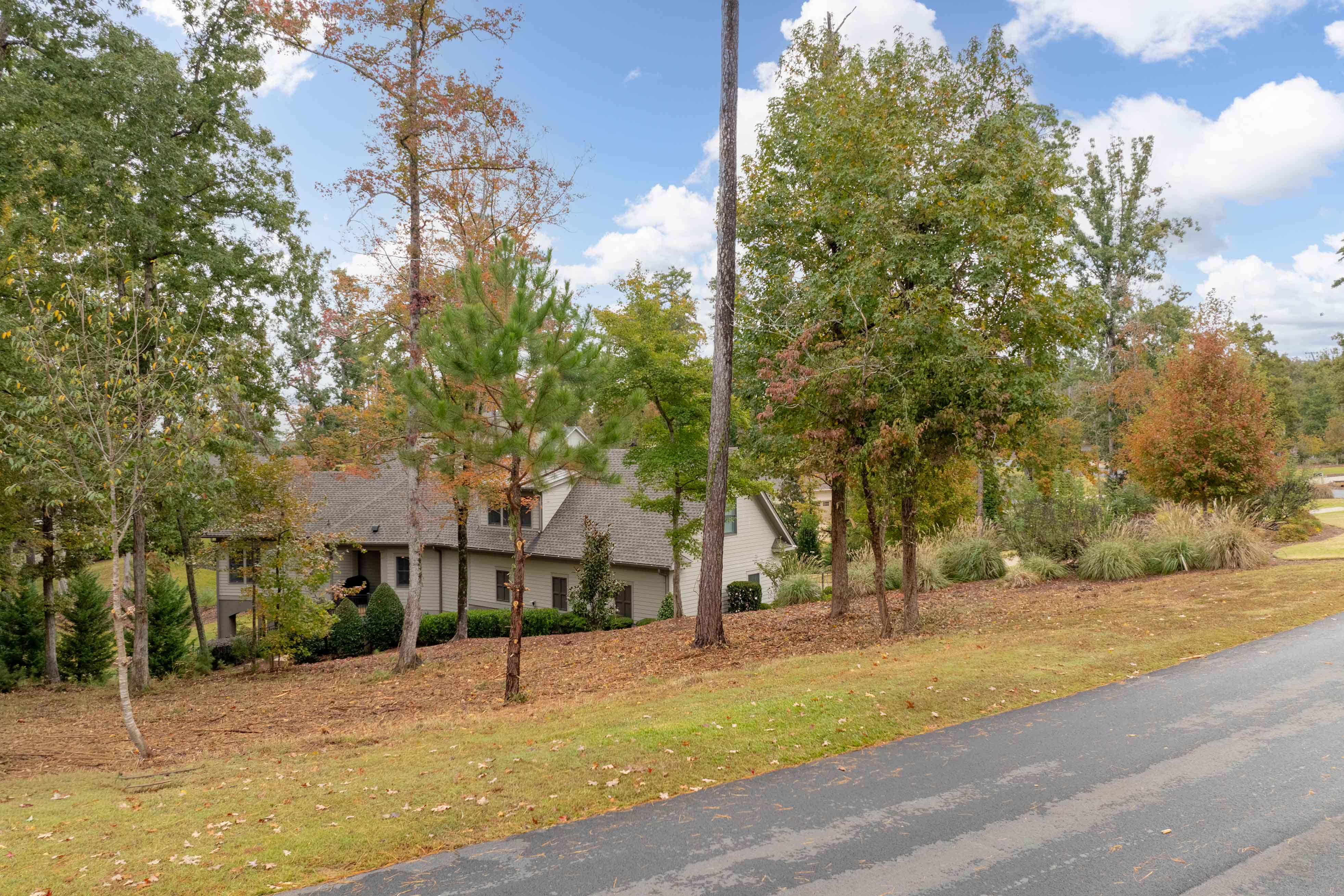 2731 Linger Longer Drive image 13